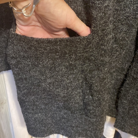 Thread & Supply size Medium nylon/spandex/acrylic blend coat - Picture 6 of 6